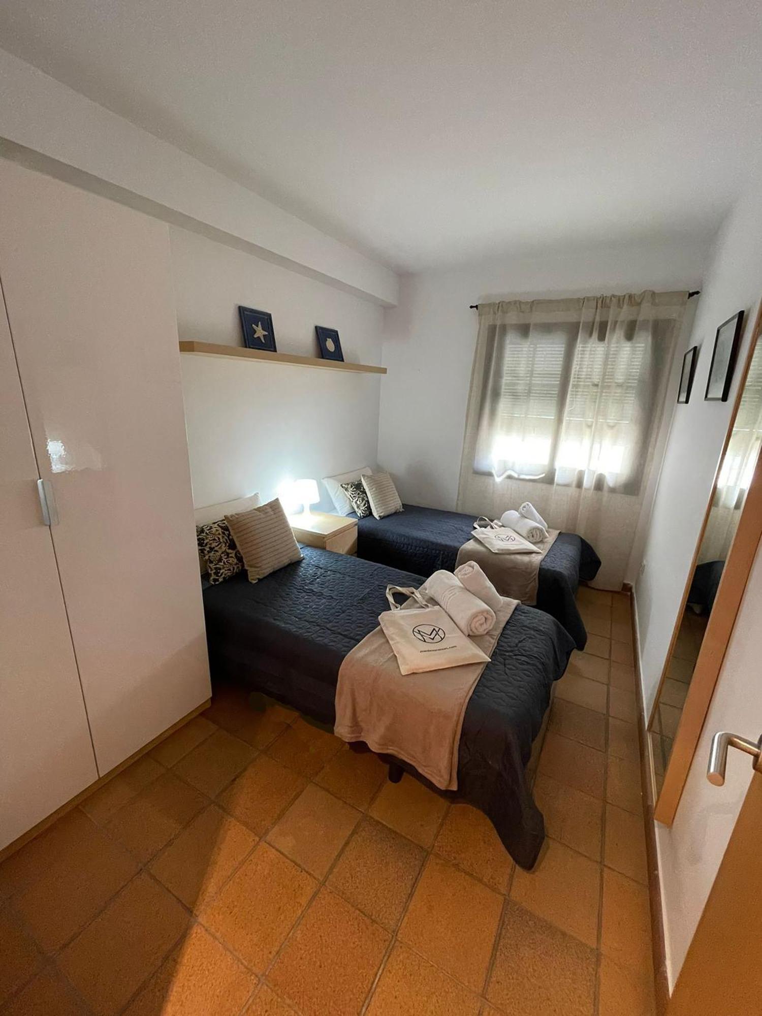 Anna Apartment L'Escala Exterior photo